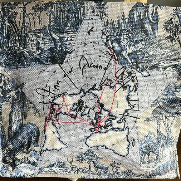 DIOR BEAUTE AROUND THE WORLD TOTE - Picture 4 of 9